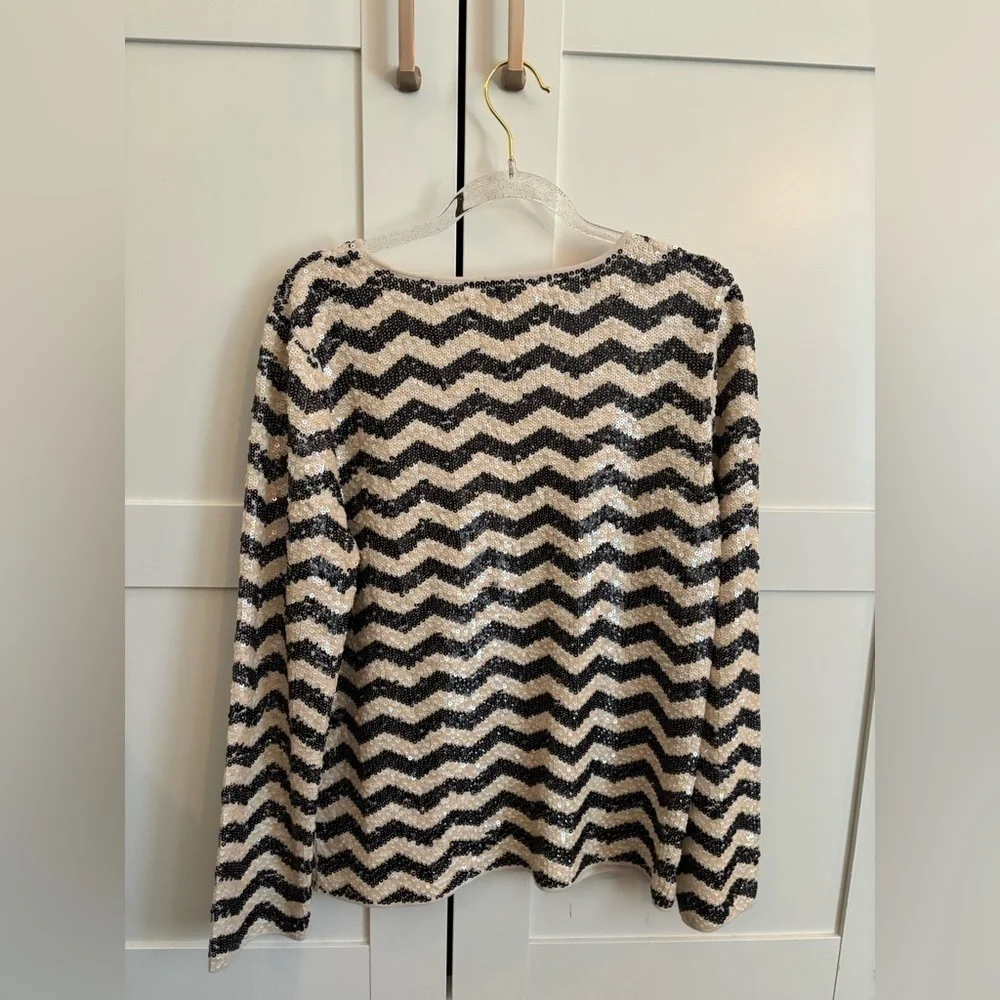 J.‎ Crew Sequin Long Sleeve Top Medium Black and Gold Chevron Sparkle Holiday